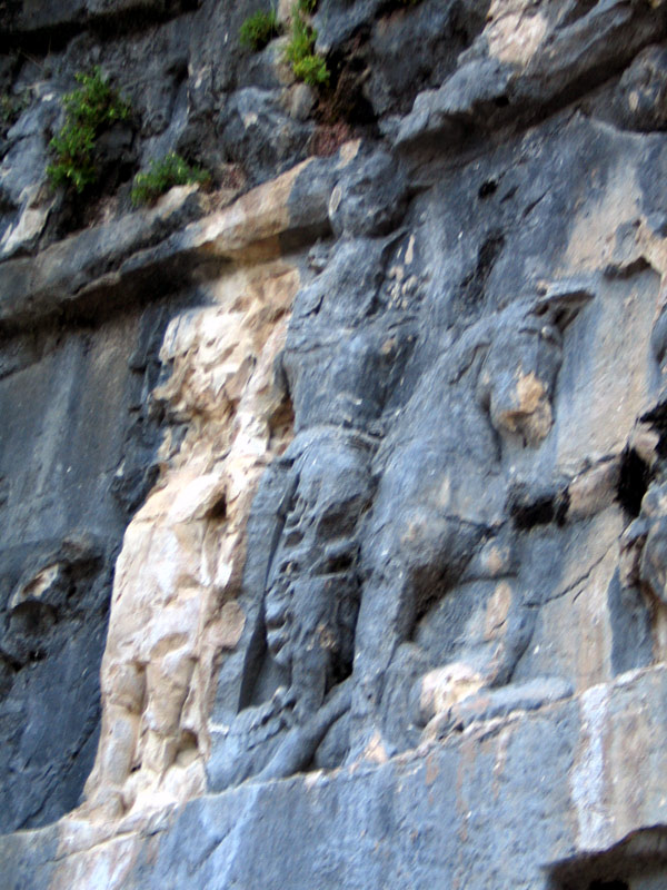 سنگ نگاره های بیشاپور