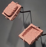 لوح میخی درون پاکت گلی