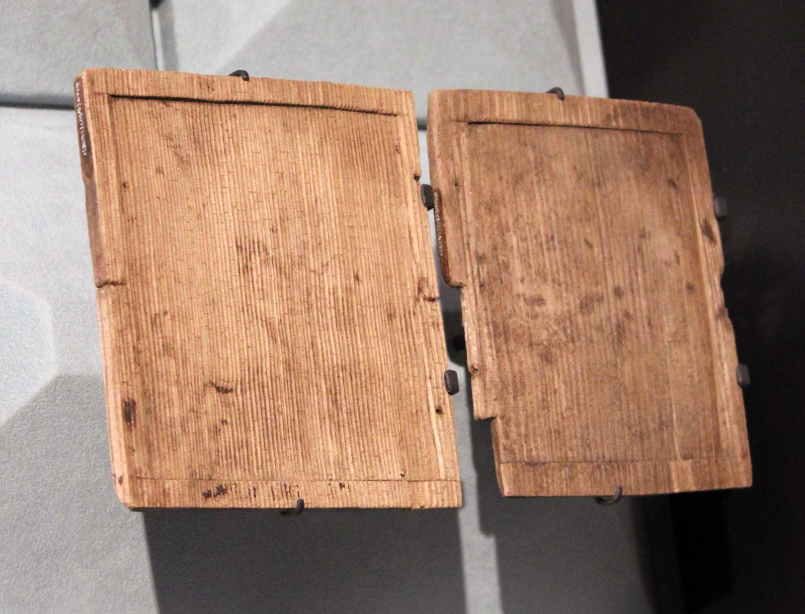 لوح چوبی نوشتن رومی