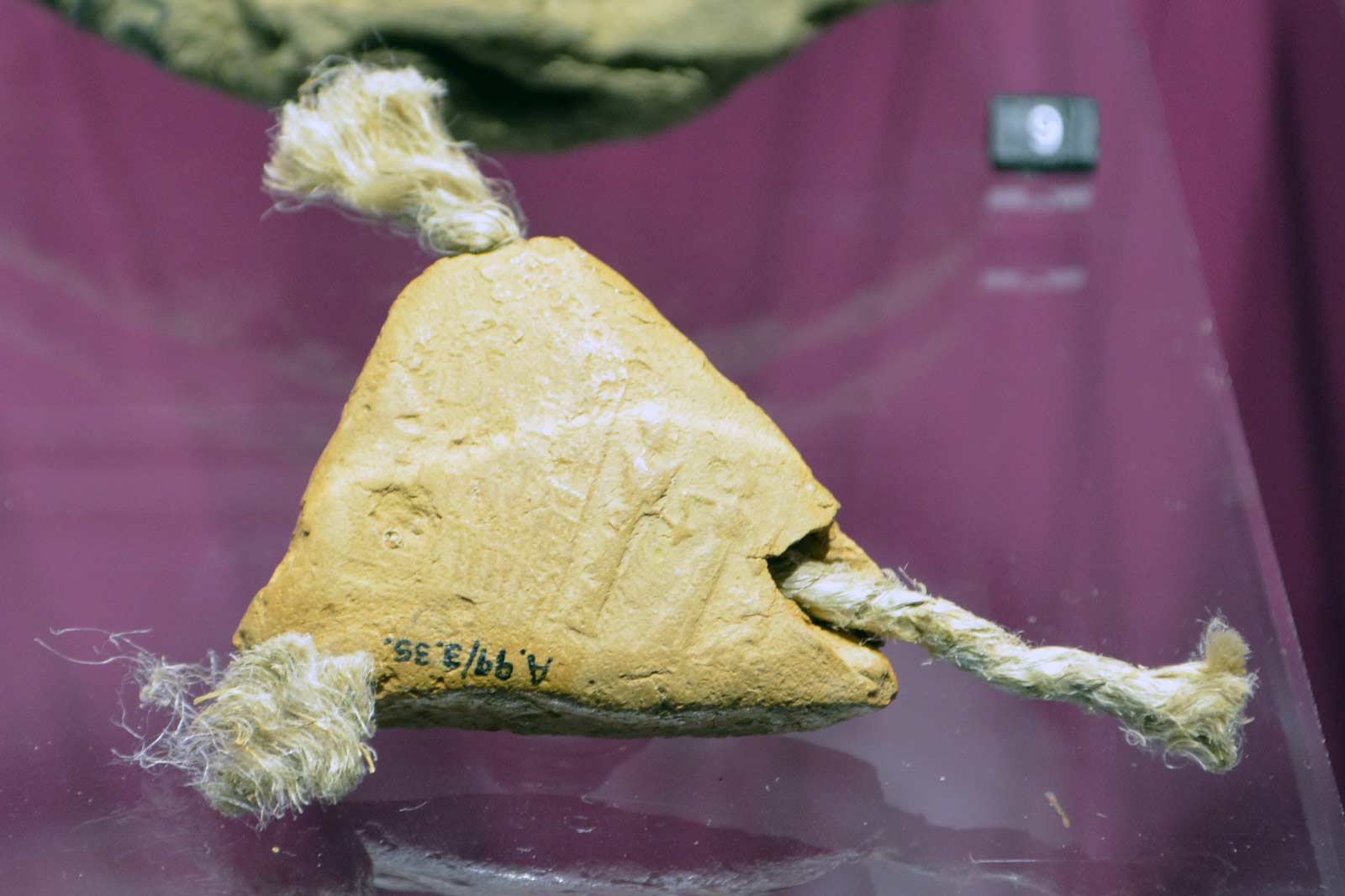 سفال مهر و موم