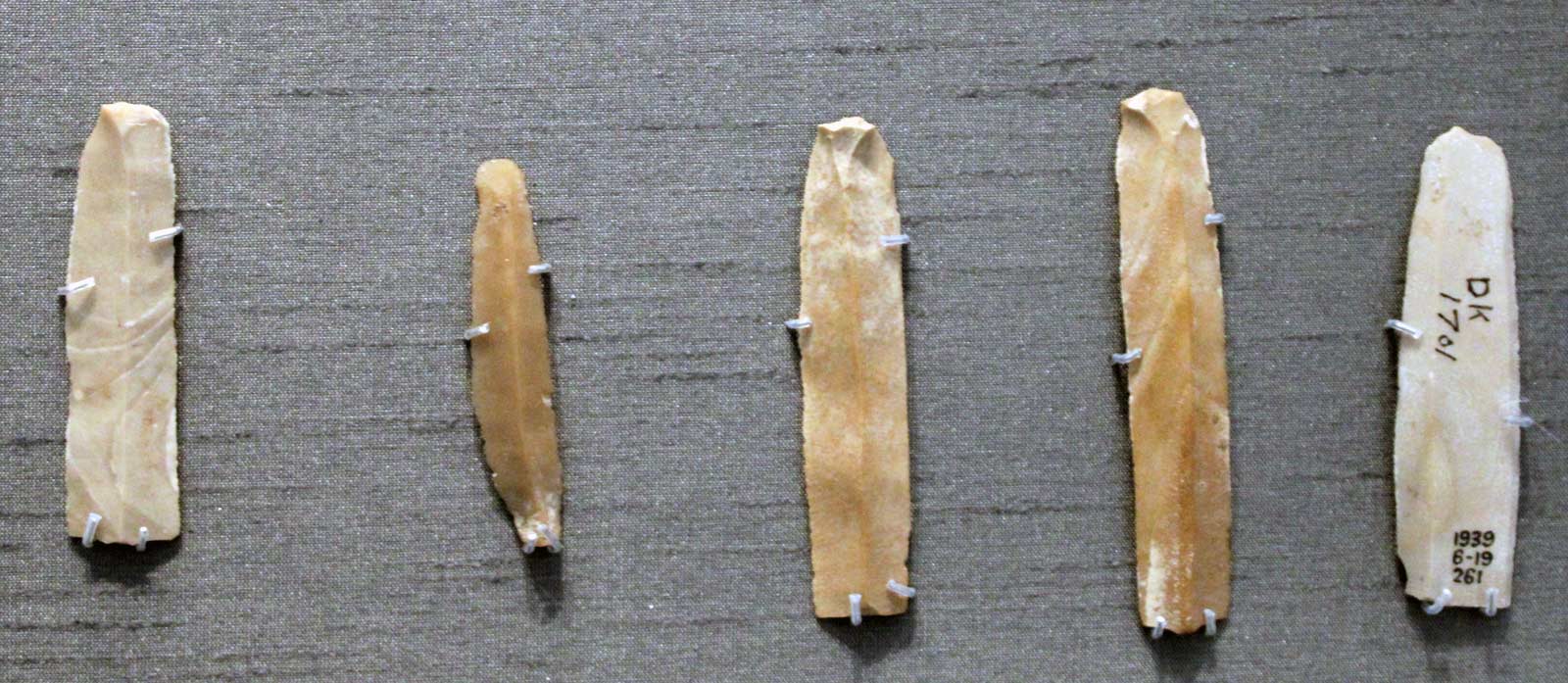 ابزار اولیه کشاورزی