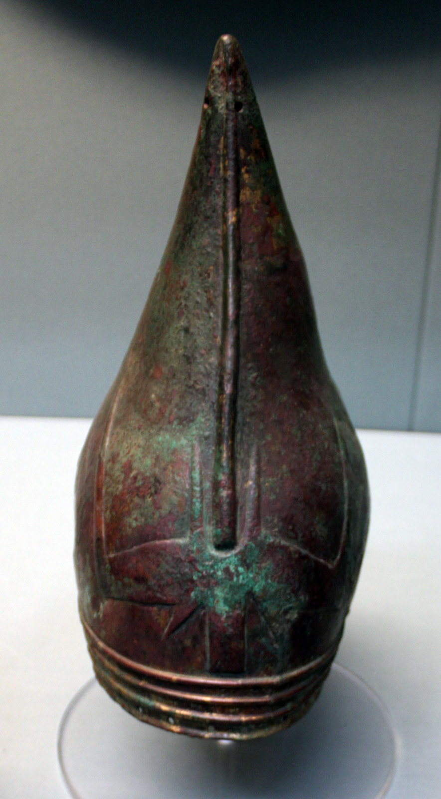 کلاه خود سرباز آشوری