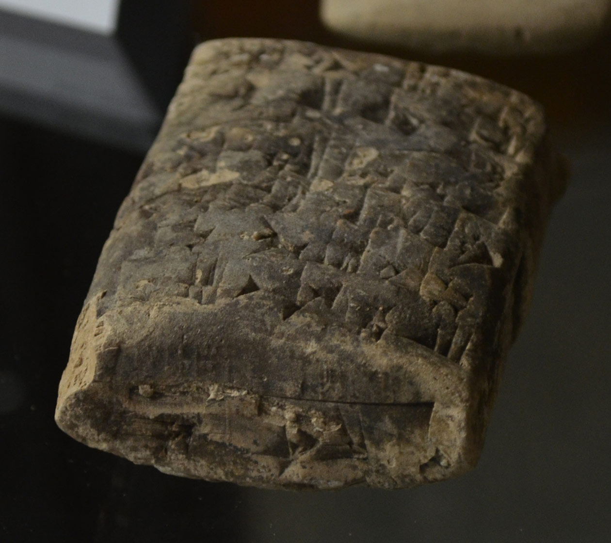 کتیبه میخی بابلی