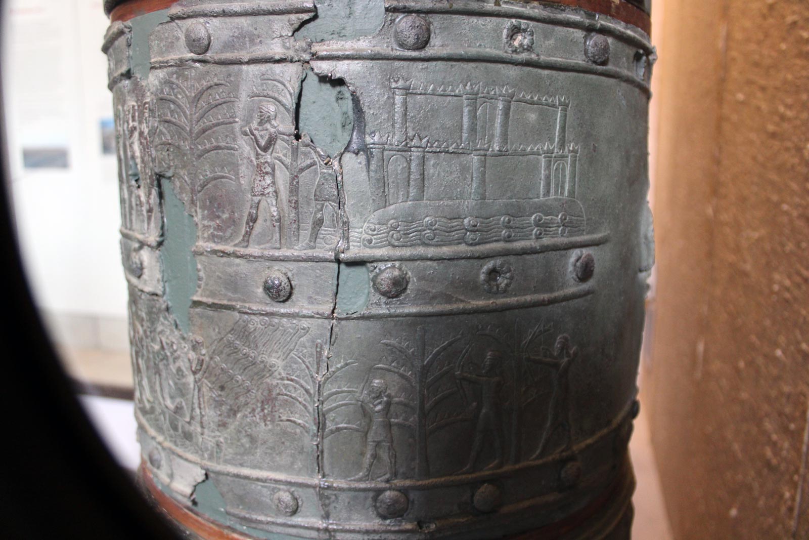 تزیینات شلمنسر سوم در بلوات