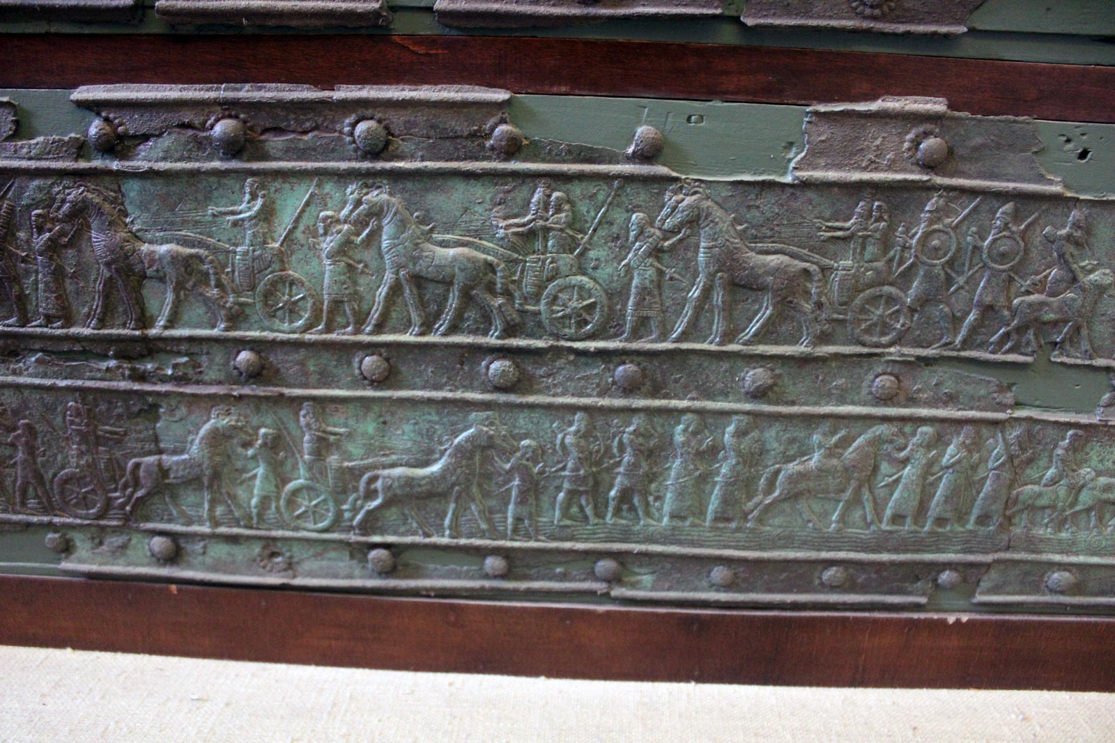 تزیینات شلمنسر سوم در بلوات