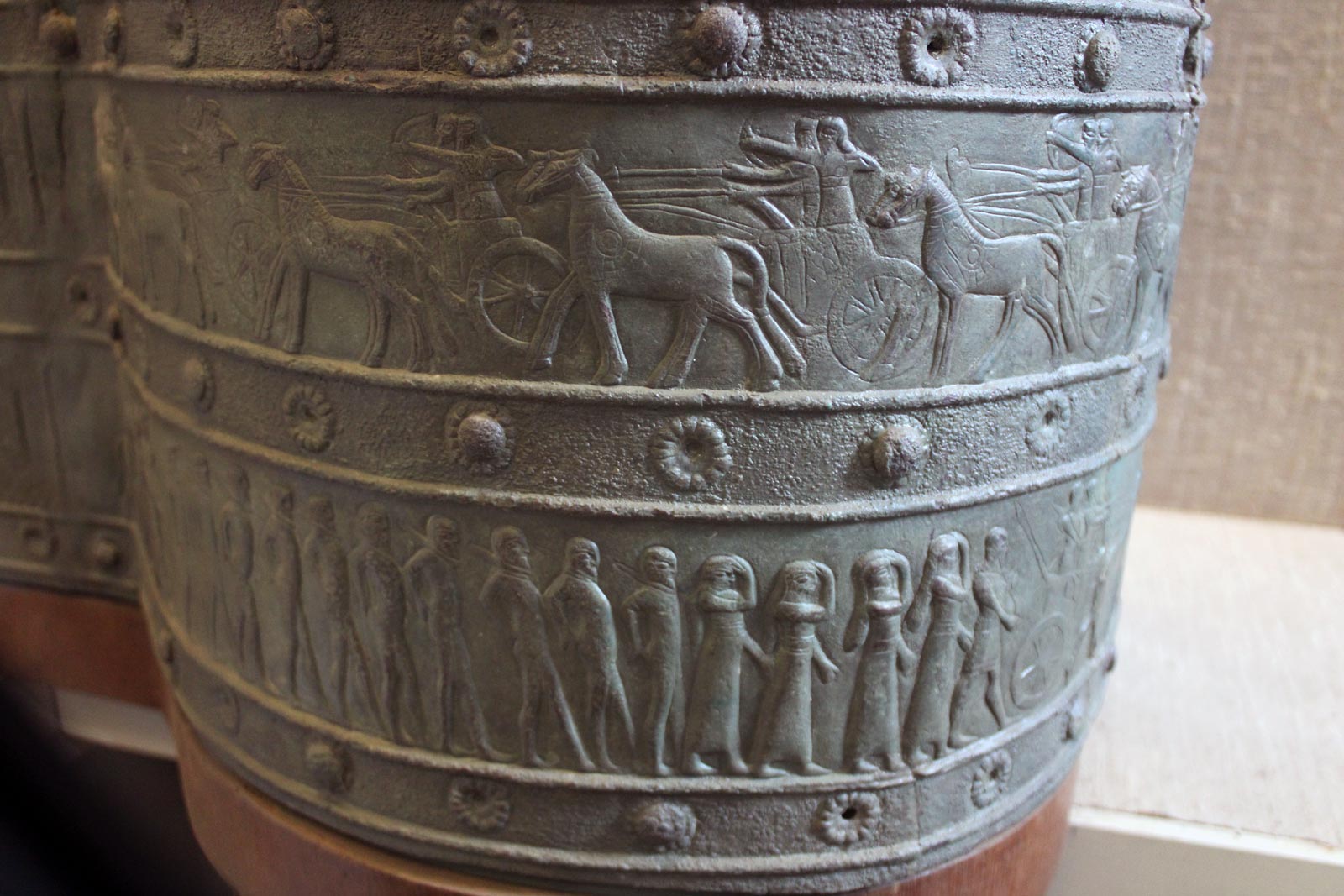 تزیینات شلمنسر سوم در بلوات