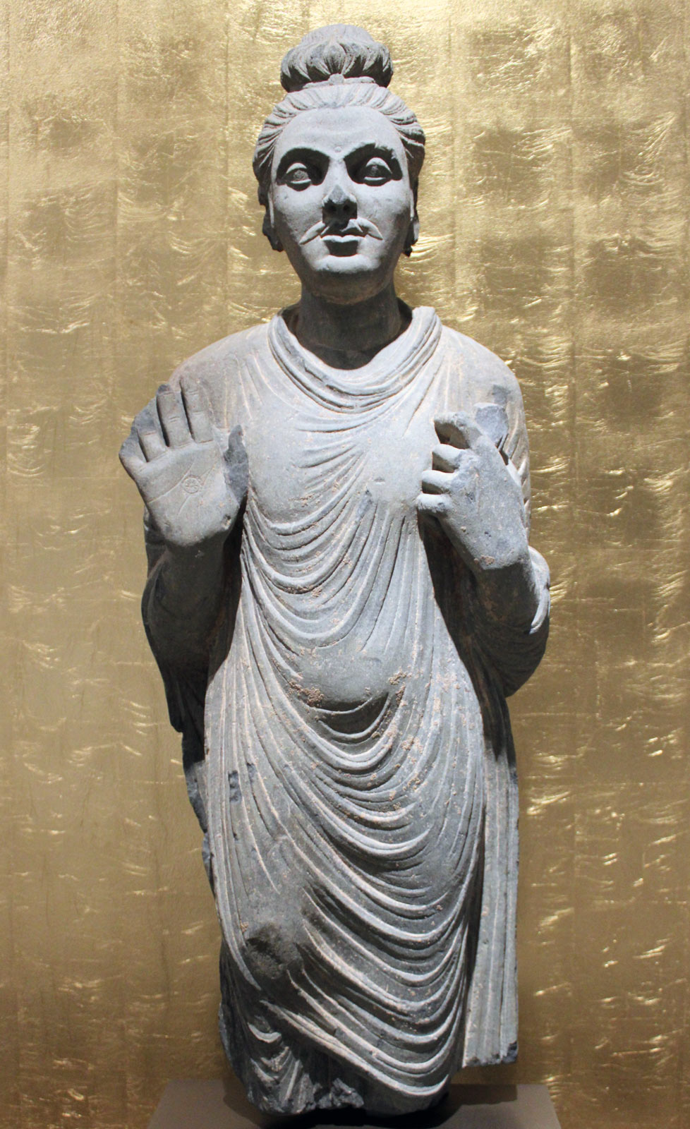 بودای ایستاده