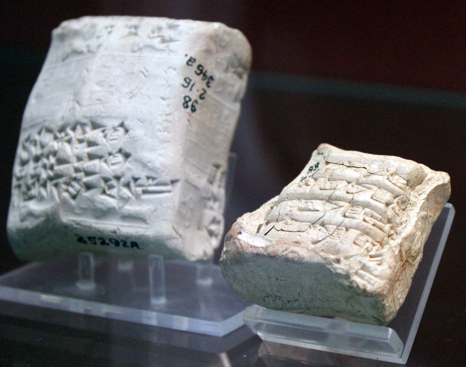 لوح و پاکت گلی