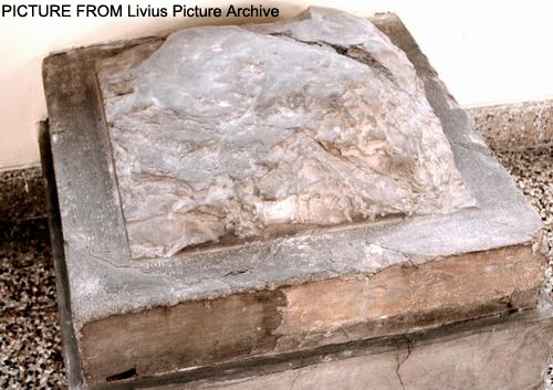 اردشیر دوم - پایه ستون شوش