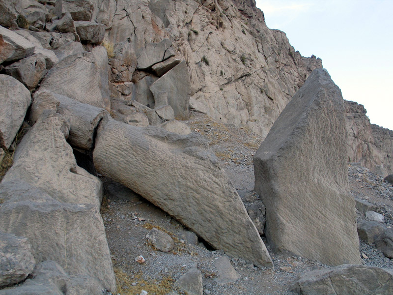 ستون شكسته ساسانی 
