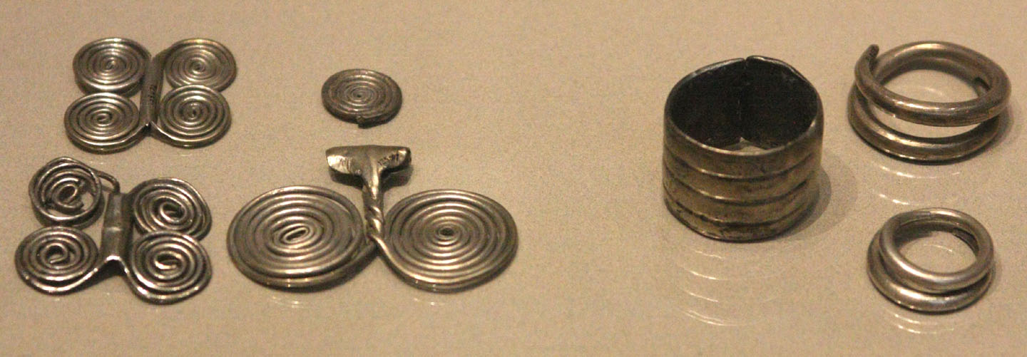 تپه نوشیجان