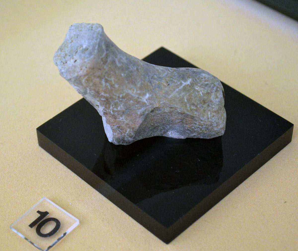 تپه حاجی فیروز