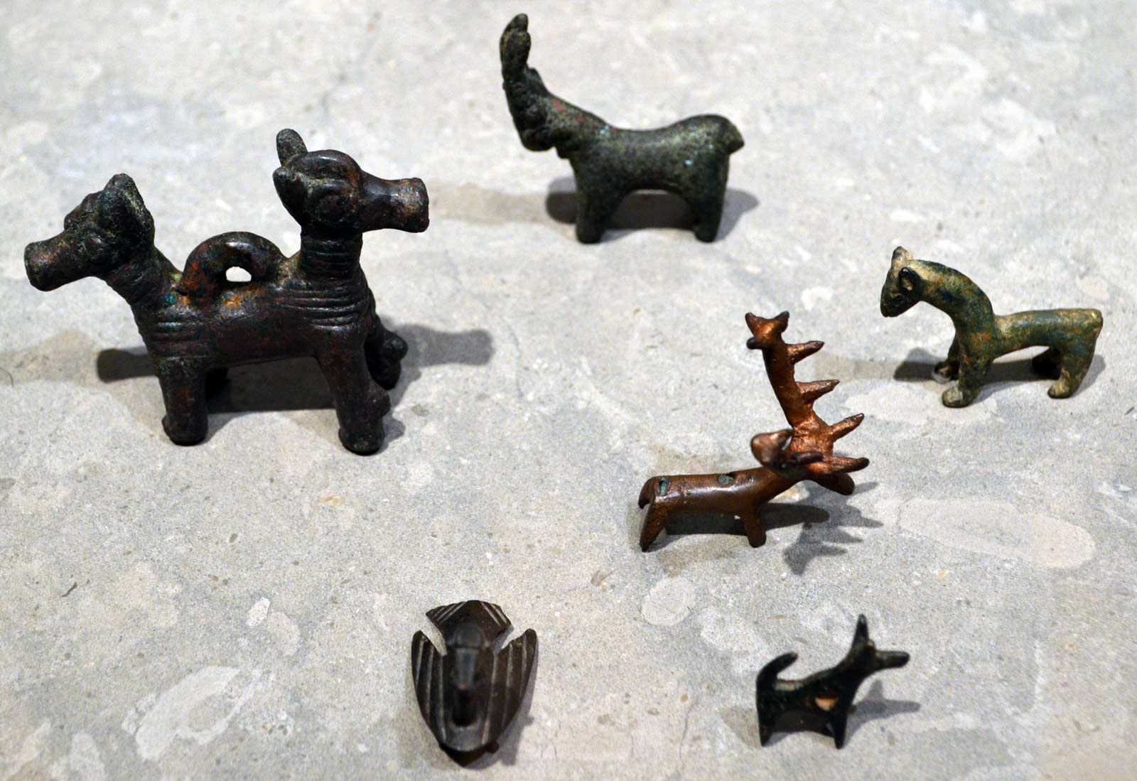 آثار  مفرغ لرستان