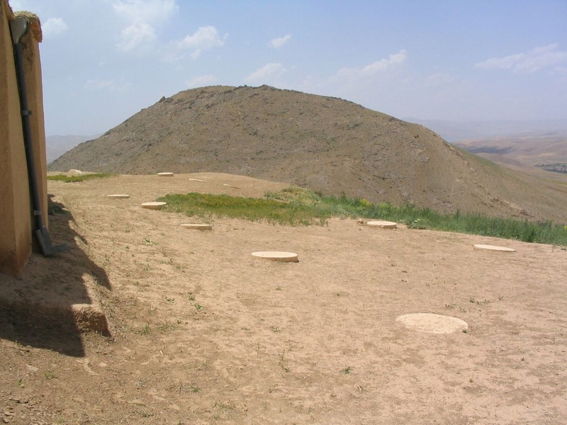 تپه زیویه