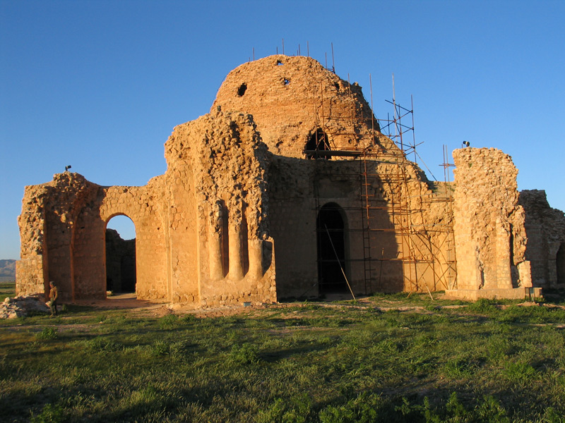 کاخ سروستان
