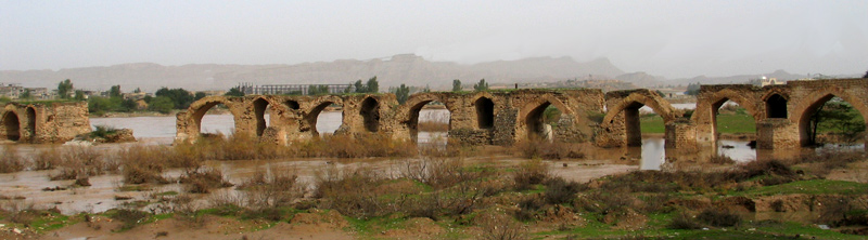 پل شادروان